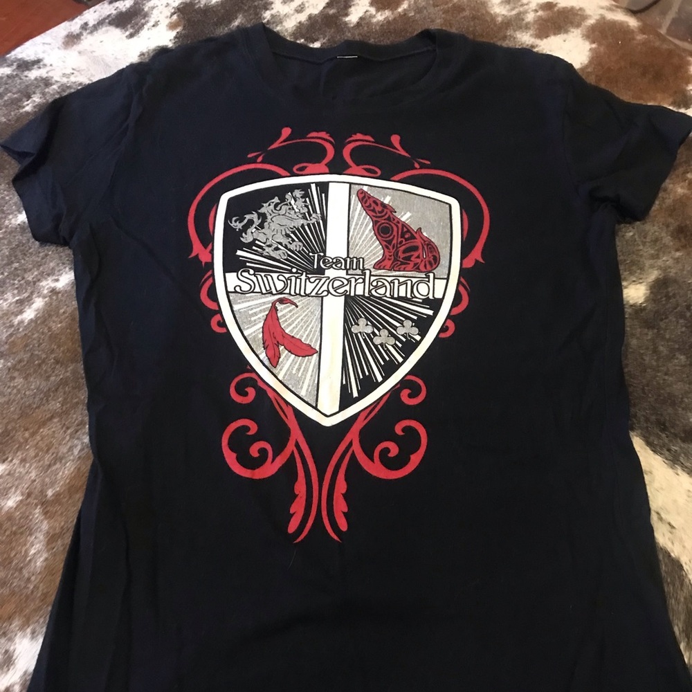 Twilight Saga original 2010 Team Switzerland womens t shirt size Medium